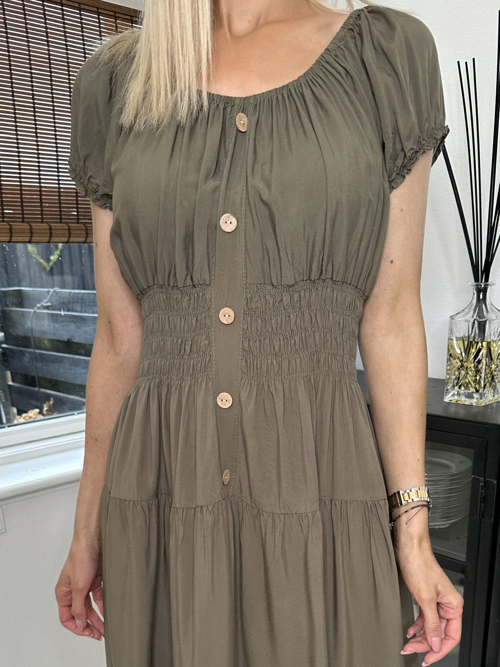 Finalia short - Söt klänning med puffade ärmar och elastisk midja - Army